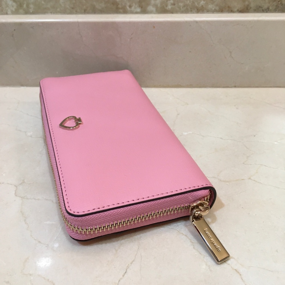 Kate Spade Zip Around Wallet